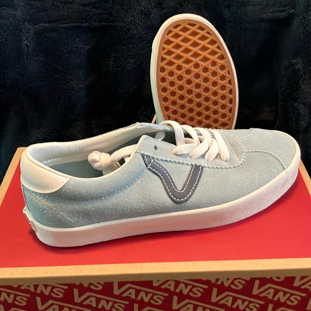 Vans Sport Low Sneakers in Sky Blue and White